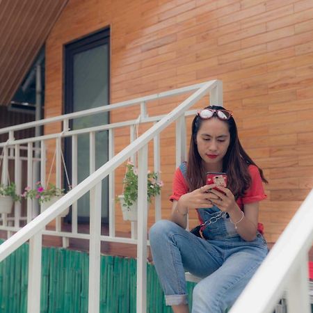 Pomelo Homestay Phong Nha Exterior foto